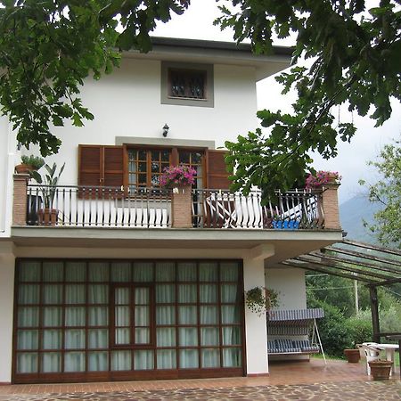 La Colonna Bed & Breakfast Montelanico Bagian luar foto