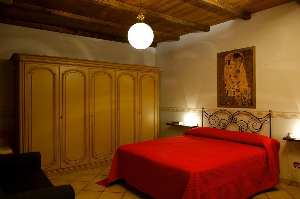 La Colonna Bed & Breakfast Montelanico Ruang foto