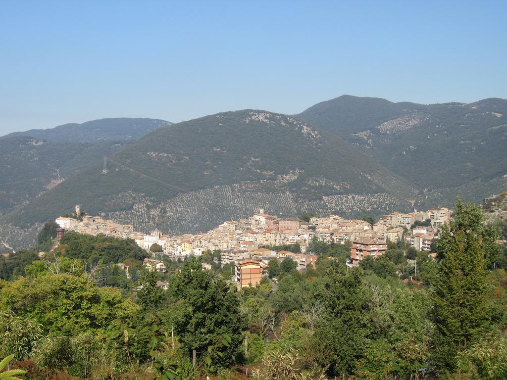 La Colonna Bed & Breakfast Montelanico Bagian luar foto